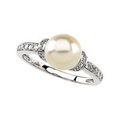 14K White Gold Ring with Freshwater Cultured Pearl and Diamond Accents